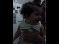 Risada de Bebe muito engraçada