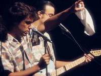 Os Azeitonas - Anda comigo ver os aviões (OFICIAL)