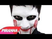 PIRANHA | PARÓDIA MILEY CYRUS - WRECKING BALL