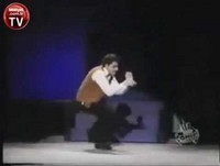 MR Bean ın Görünmez Davul Bateri Şovu!