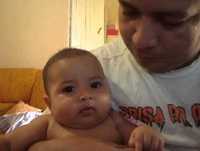 BEBÊ DE 5 MESES DANDO LÍNGUA!!!