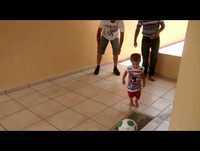 Menino de apenas 2 anos o fenômeno do futebol