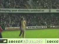 Intrusos em campo (futebol de rir)