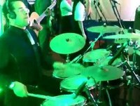 Caia Fogo de Fernandinho, Weider na Batera