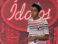 Thiago canta PAULA FERNANDES  (Ídolos 2012)