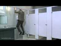 Mr Bean does the bathroom Harlem Shake