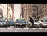 O lado engraçado da TV com comando de voz e gestos.