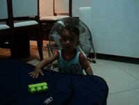 bebe conversando,muito engraçado.kkkk  20-01-13