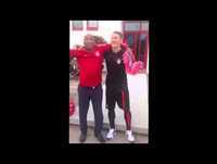 Schweinsteiger  Bom Humor E Arrisca Grito Brasileiro