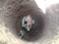 (R)buraco fedorento demais_001