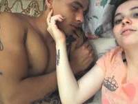 Momentos BRIZA Com o CASAL ZUERA,Aprenda ser Romantica acordando o Namorado!