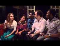 tv rua IDOLOS, no Santeria Hostel Hotel e Bar-Salvador