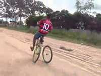 Olha mãe eu sei empinar