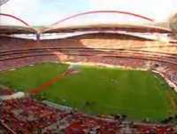 YouTube- Comentadores da SIC apanhados a gozar com o Joao Malheiro @ BENFICA TV SIC 2009.mp4