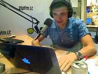 [ZIP FM - RADISTAI] Skambutis i viesbuti Klaipedoje - LATEST