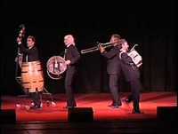 Les Luthiers - Unen Canto con Humor - 1999