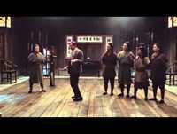 Mr Bean usa los Nunchucks en este nuevo comercial de Snickers