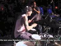 Yelawolf ft Travis Barker  -  Pop The Trunk LIVE Legendado