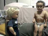 Bebê engraçado, morri de rir. Guilherme e Léo