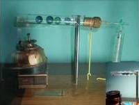 Motor Stirling com bolinhas de gude - Feira de Ciências 2010