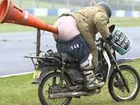 Fotografias engraçadas e insólitas de chorar a rir