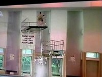 Mr bean falls in a swimming pool