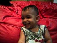 bebe engraçado      Dez-2012