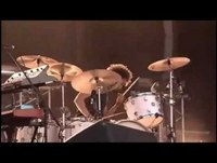 [02] Queens of the Stone Age - No One Knows (Lollapalooza 2013 Chile)