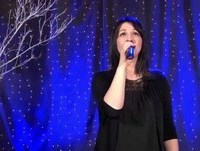 AMALIA DECEAN - Intr-un grajd