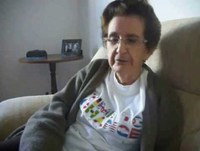 Cornélia Franco Caixeta (escritora) declamando seu poema "FINAL FELIZ"