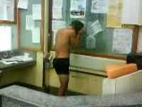 Banho de chuva na sala 2