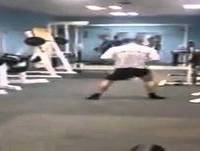 O maior cromo já visto num ginásio!!!