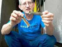 31 - DICAS - Como consertar cano de água furado.MOV