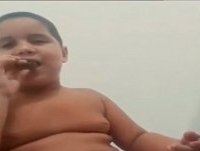 Eu fui feito pra comer ! Boca foi feita pra comer !