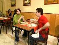 Gato Fedorento - O Homem Que Gosta Das Coisas Moderadas