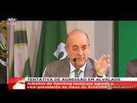 Daniel Sampaio leva com ovos e insultos na Assembleia do Sporting