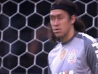 Cássio Ramos leiloa luvas no site Ídolos Eternos