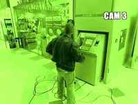 Gato Fedorento: "Multibanco"