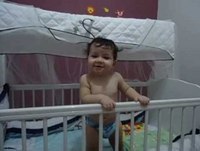 Video engraçado de bebe dançando: Pedro Henrique com 10 meses dançando funk.