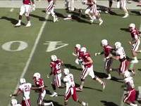 Garoto de 7 anos faz touchdown mais sensacional do ano no futebol americano universitário