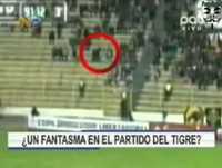 Fantasma apanhado pelas cameras num jogo de futebol da Libertadores