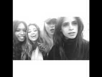 Nunca saberei o que é ter ídolos normais!