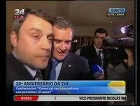 TVI e Miguel Relvas fuga aos protestos Universidade ISCTE - Demissao Miguel Relvas? cenas cortadas