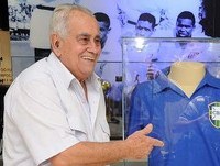 Santistas torcem por rápida recuperação de ídolo Zito!