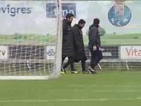 Futebol: Treino sem nove internacionais (04/03/2014)