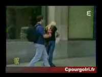 Pegadinha - Ei!! Sua calcinha caiu...