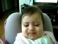 Bebê Engraçado - Videos Engraçados Comida ruim mamãe !!