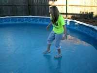 RETARD ON ICE-WIPE OUT!