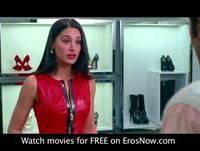 Ranbir Kapoor  asks Nargis Fakhri to pull down her zip