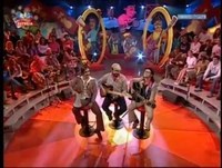 Homens da Luta e Gaudêncio (Rui Veloso) @ "Quem manda é a Chanceler" - "Sábado à Luta" - SIC